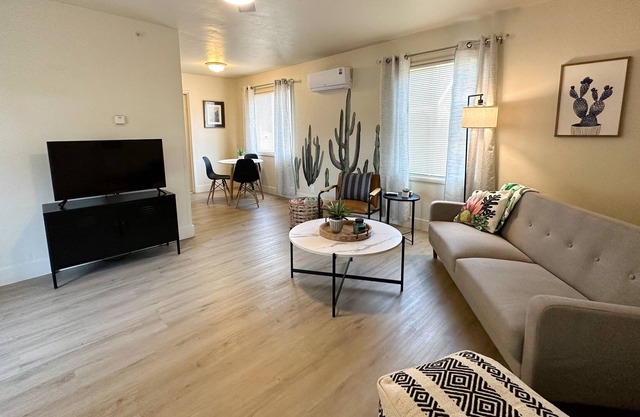Cactus Cottage spacious 1 bedroom 1 bathroom Pet Friendly