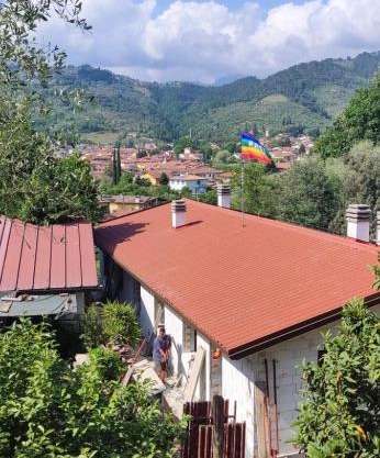 Camera in villa con piscina