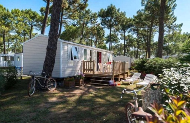 Camping - Funpass inclus - Piscine - ccaegfd