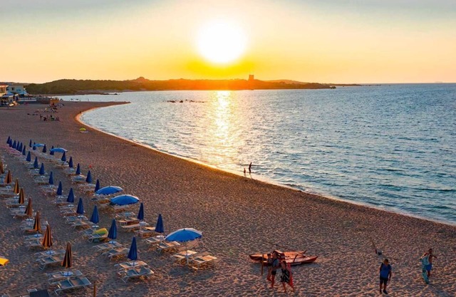 Camping Village Baia Blu La Tortuga Baia Elite for 6 people
