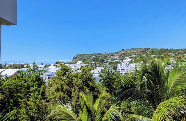 Cap Boucan, apartment 200m from the beach, Cap Boucan, Grand T2 à 200m de la plage