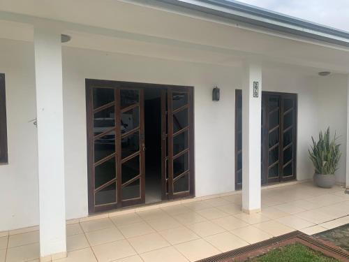 Casa completa com Churrasqueira e Home Office - Pertinho do centro