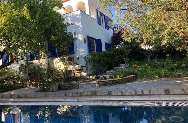 Casa esquina - House garden - Private swimming pool - parking