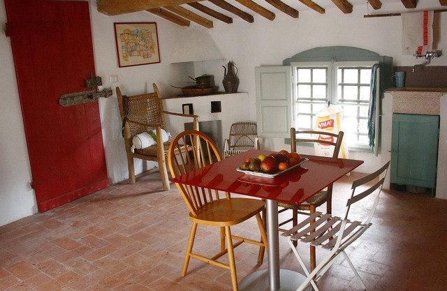 Casa La Zambra, the music of water and the peace of the valley of grace