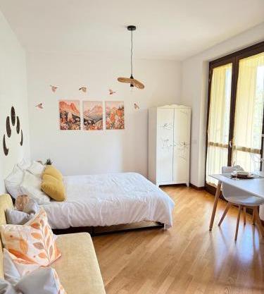 Casa Sole, 10 minutes from Lake Como