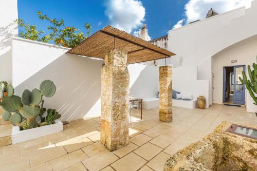 Casa Vali' by BarbarHouse