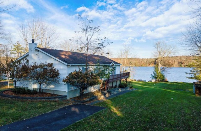 Catskills Lakefront Getaway at Sackett Lake