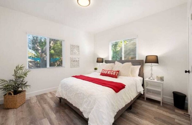 Central 2BR, 1BA & Arcade Crib in the heart of Sac