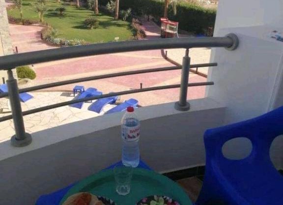 Chalet front the beach