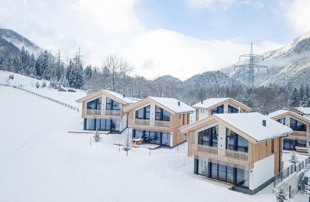 Chalet mit 4 Schlafzimmern und Sauna