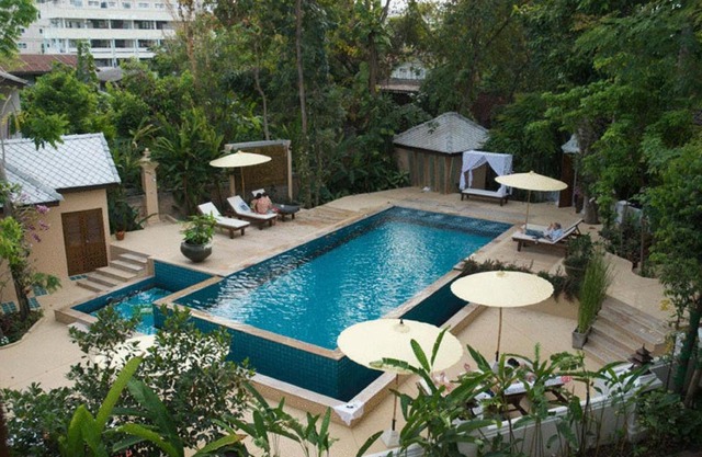 Changpuak Hotel