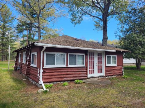 Chappy's Cabin - Cute And Comfy!