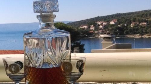 Charming apartment with sea view in Sumartin - 27 sqm