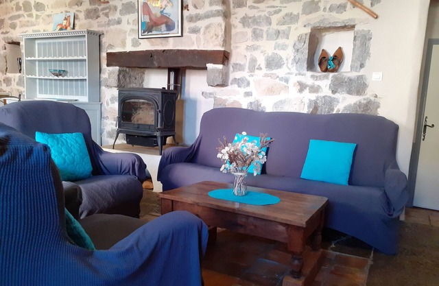 Charming cottage la FENIERE * in quiet area, 105m², 3 ch, heated swimming pool