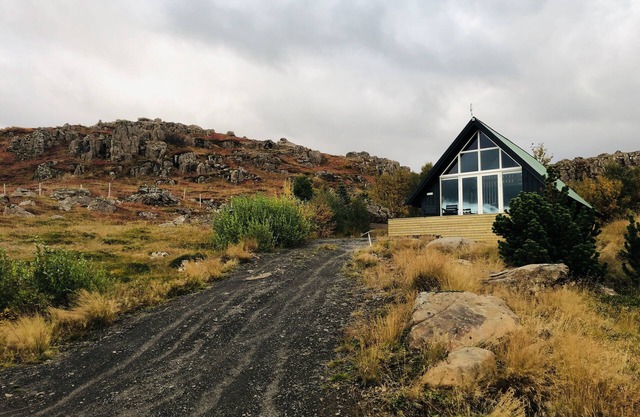 Charming Cottage with a unique view