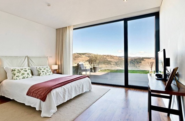 Charming Douro Valley Family Home with Breakfast