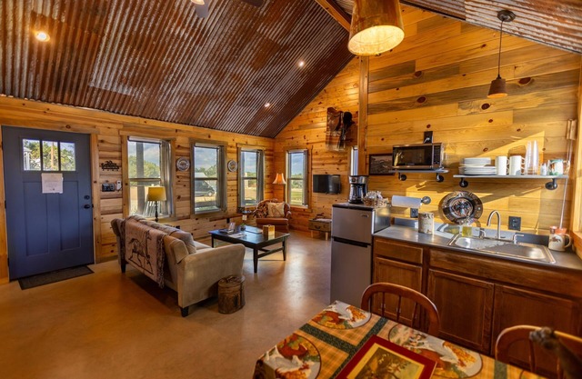 Charming Equestrian Country Cottage #1@Rustx Ranch