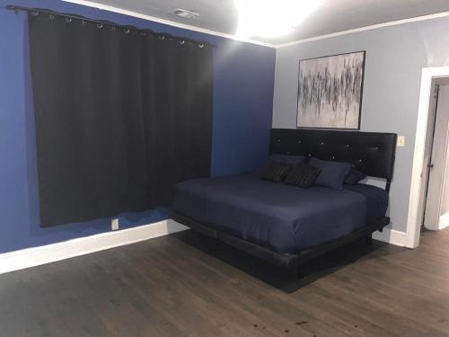 Charming King bed & Queen Sofa bed & TV Wifi