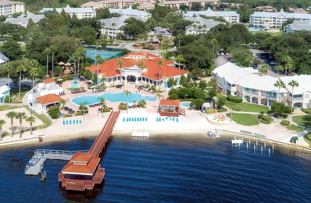 Charming Orlando resort with pools, outdoor fun, dining & recreation pavilion.