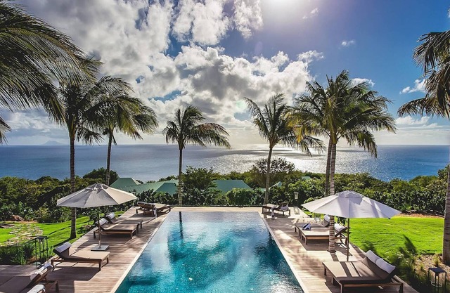 Chef included by Fantasia Villas: Maison Blanc Bleu