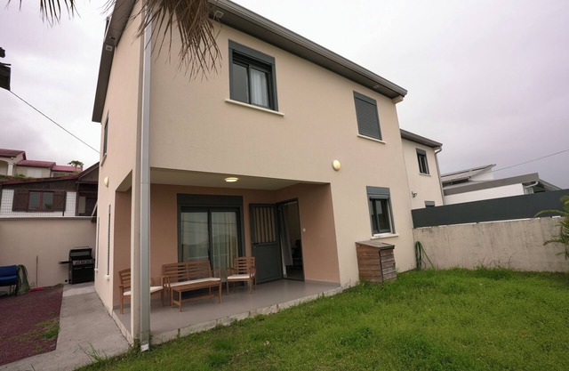 🌺 Chez Julianna - 2-bedroom house on Route du Volcan.