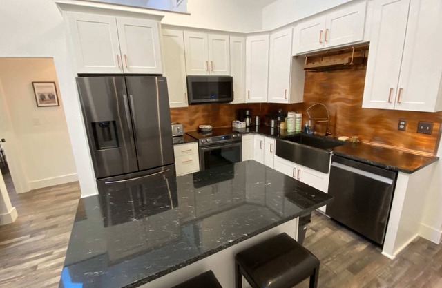 Chic Morton House Sum