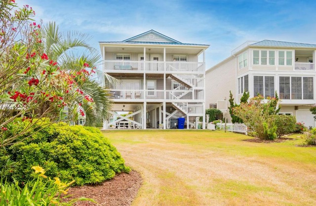 Clear For Take Off by Oak Island Accommodations