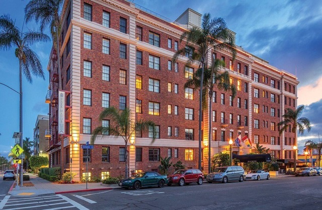 Club Wyndham Inn at the Park