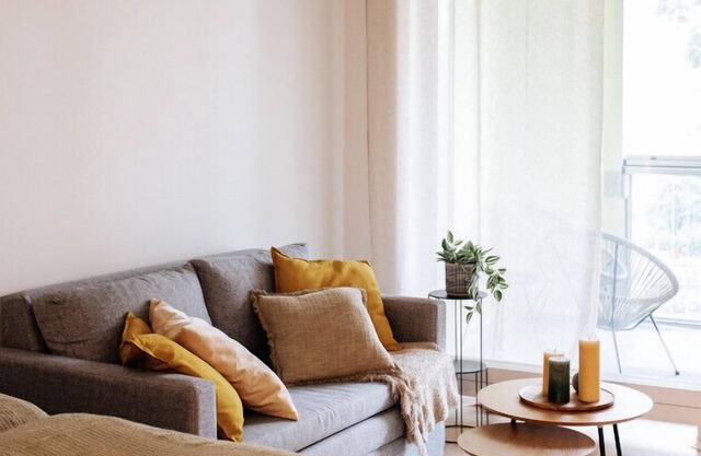 Come in `Vapari` Studio with own glazed balcony!