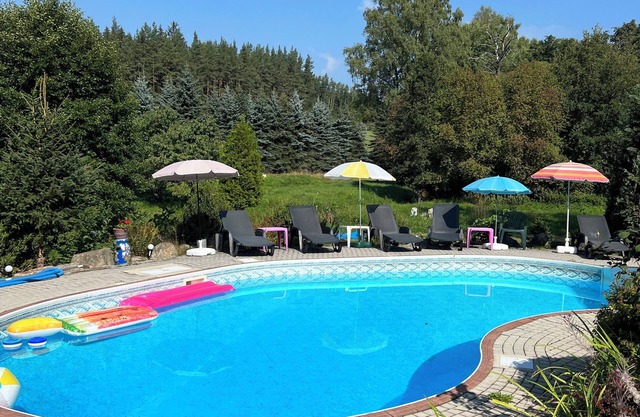 Comfortable 3 bedroom apartment in the charming house 10 km from Karlovy Vary