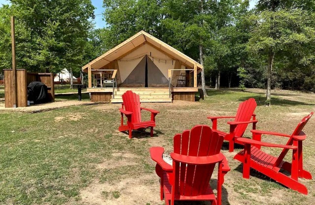 Comfortable Texas Glamping Rental on Lake Bastrop