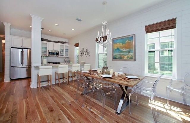 Community Pool And Gas Grill- Southern Charm By Royal Destinations