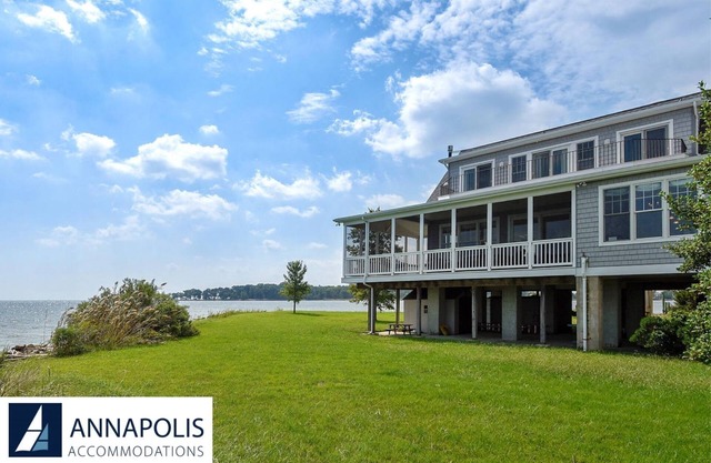 Complete WATERFRONT LIVING! 5 BR in Quiet Waterfront Community