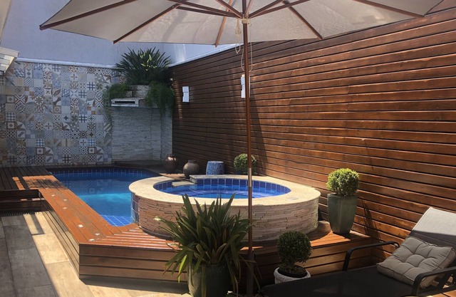 Condominium house with Jacuzzi Hydro Pool and Fireplace Granja Viana