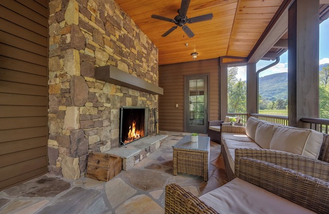 Cookside Villa | A Mountain Getaway Like No Other