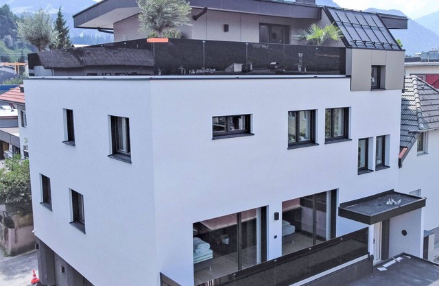 Cosy apartment for 6 people with TV and terrace