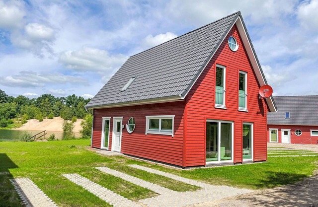 Cosy apartment for 4 people with WIFI, pool, TV, terrace and pets allowed
