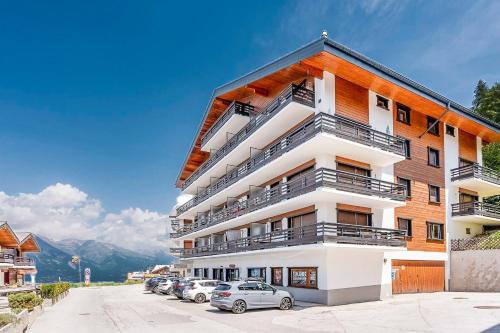 Cosy Centered with Garden and View in Veysonnaz