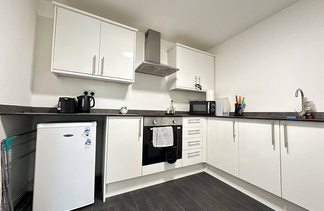 Cosy Studio Escape in Ilkeston with Netflix