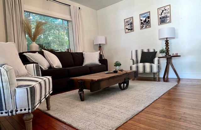 Cottage on Kirkwood: Walk to Lotus Fest Special