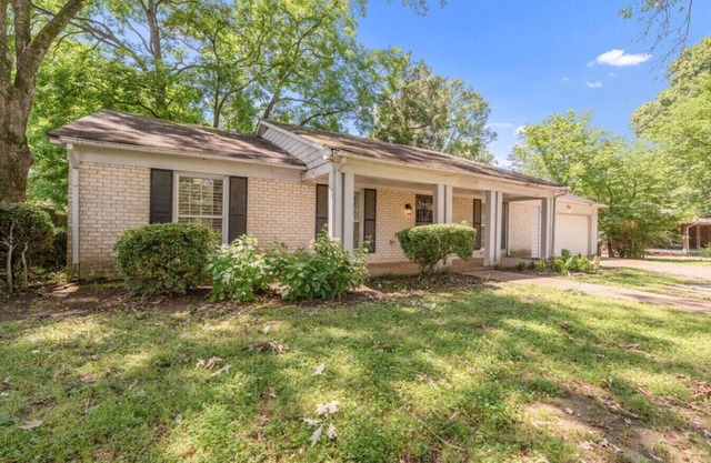 Cozy 3BR Retreat in Memphis with Game Room