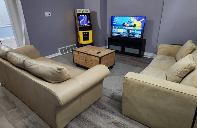 Cozy Amusement Hideout Trenton