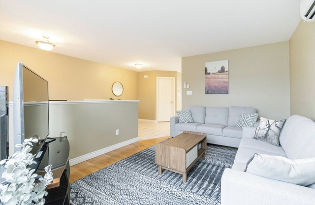 Cozy and Comfortable 2 Bedroom House