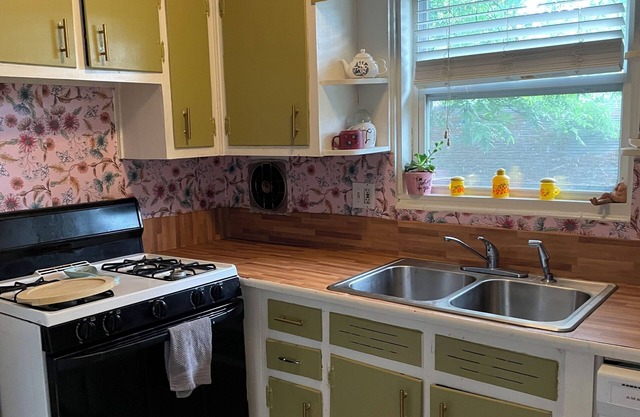 Cozy apartment in Midtown!