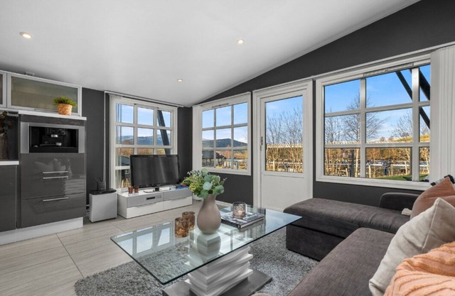 Cozy apartment Ski in-out, Downhill in-out, within walking distance to the center of Oppdal