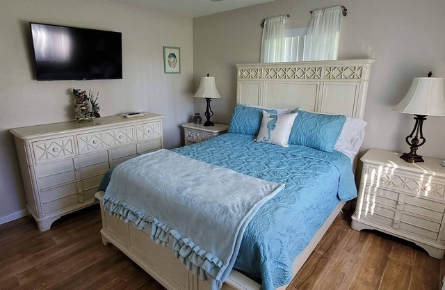 Cozy Beach Themed House in Lighthouse Point, FL