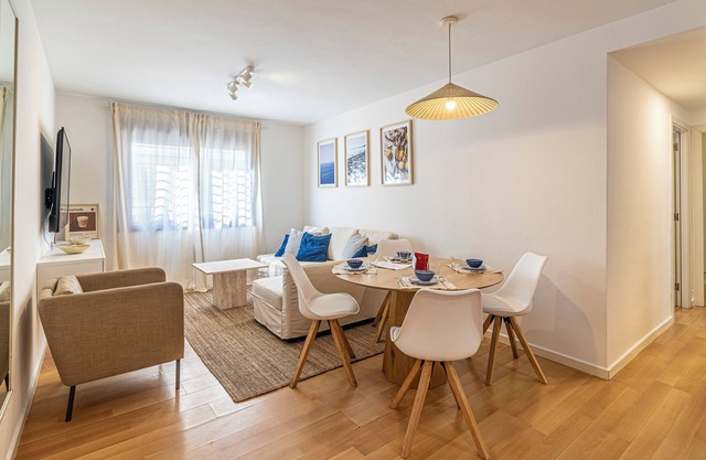 Cozy Beachfront Apartment in Pedregalejo, Málaga