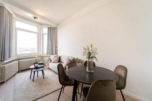 Cozy Central Antwerp Getaway for 3 Guests