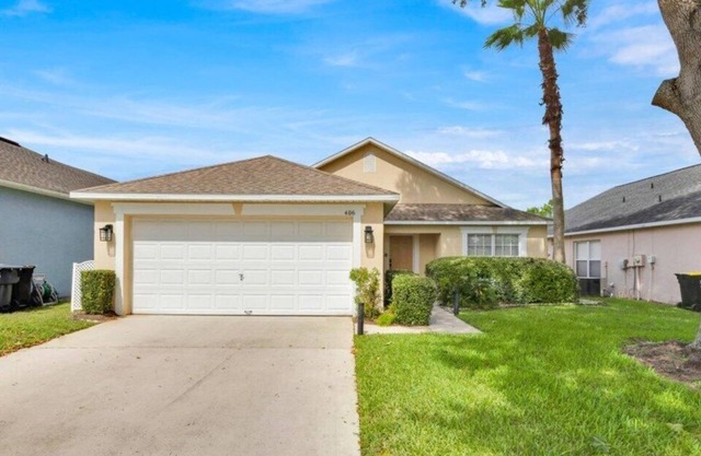 Cozy & Charming Gated Family Style Home W/ Pool