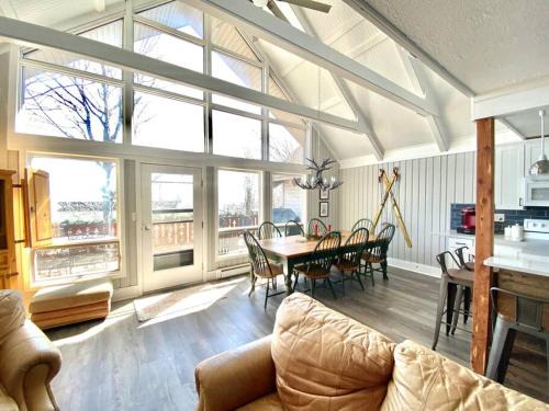 Cozy Charming Ski Chalet Sleeps 11